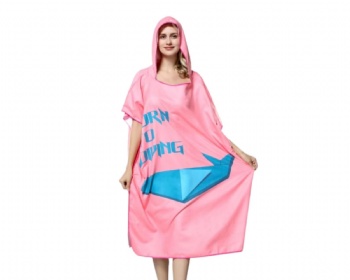 Beach changing robe