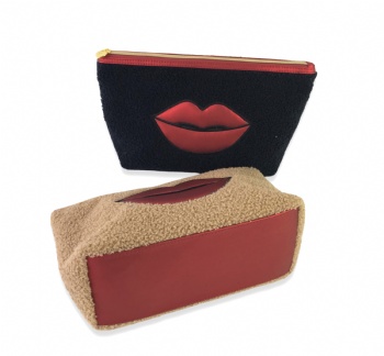 Teddy velvet cosmetic bag